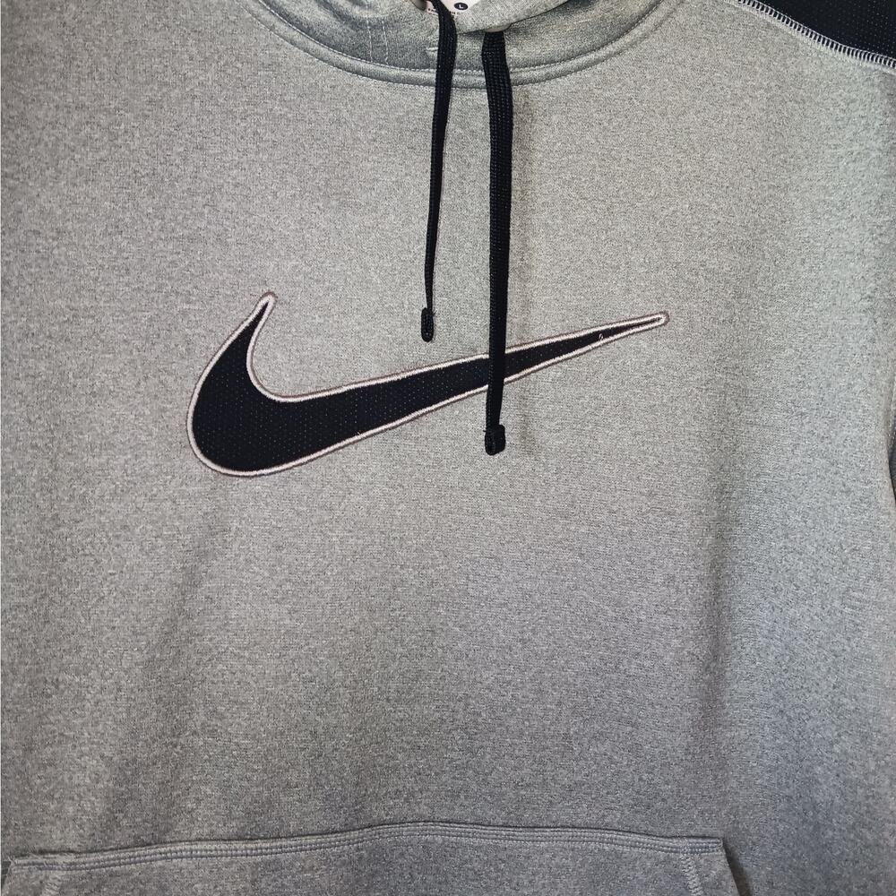 Nike L Gray Hooded Pullover Sweatshirt Wavy Outlined Swoosh Therma-FIT Mid-2010 - Picture 2 of 5